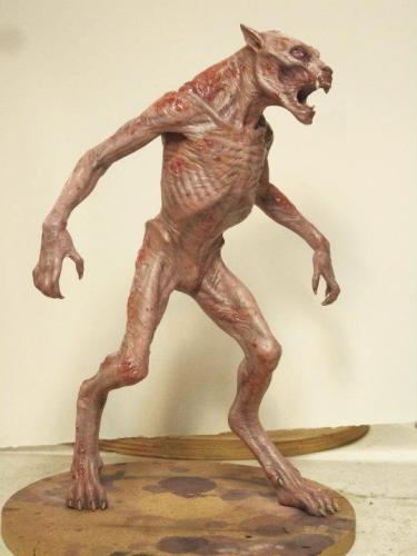 TunnelLycanmaquettepaintside