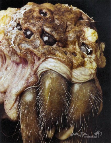 Closed mouth head maquette.